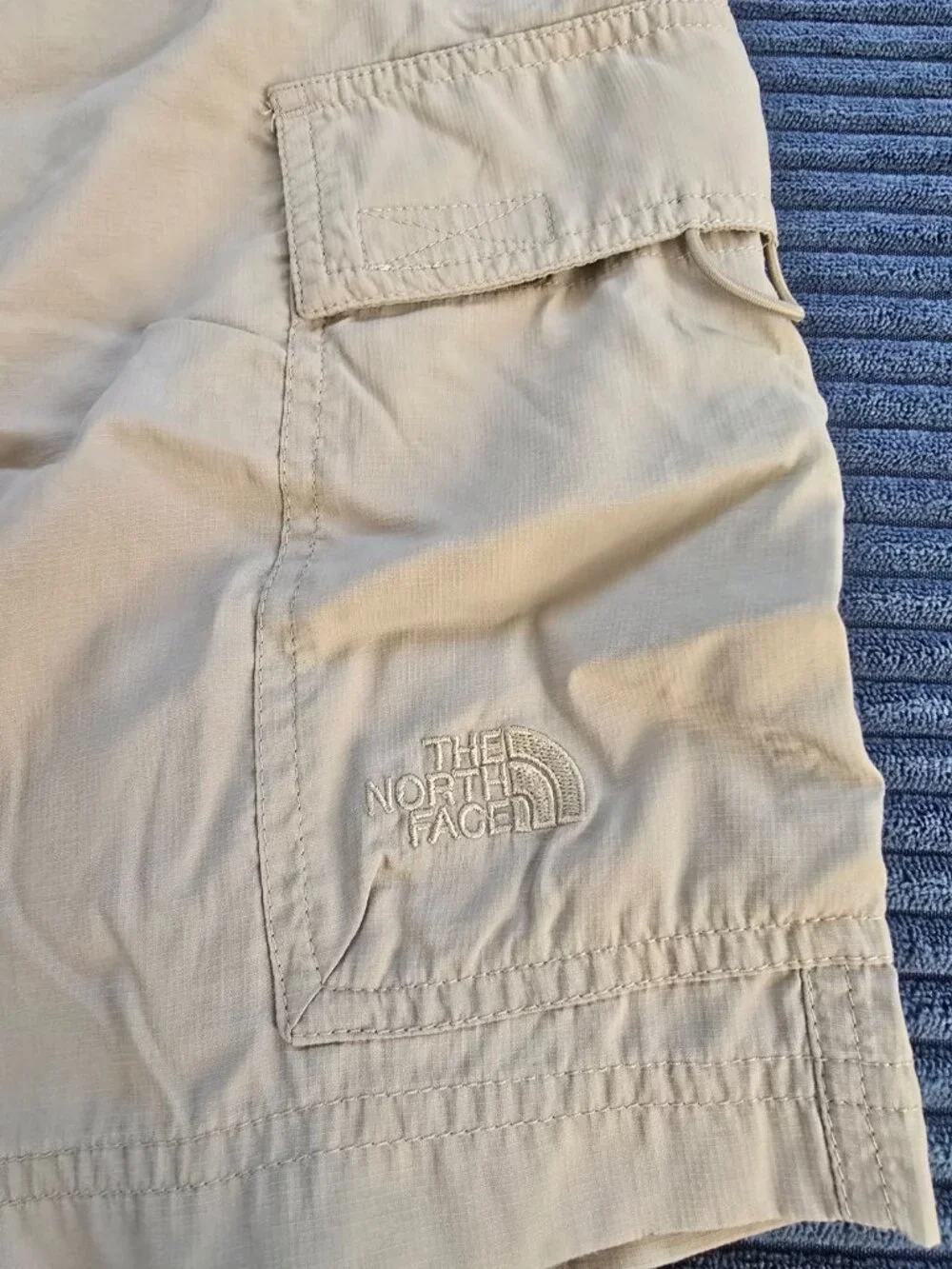 The North Face Men's Size Large Regular Beige Khaki Outdoor Hiking Shorts